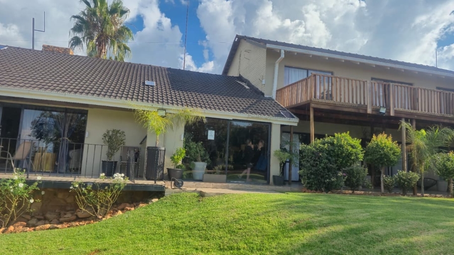 13 Bedroom Property for Sale in Wilkoppies North West